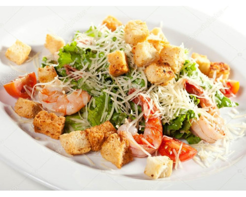 Салат цезарь с королевской креветкой